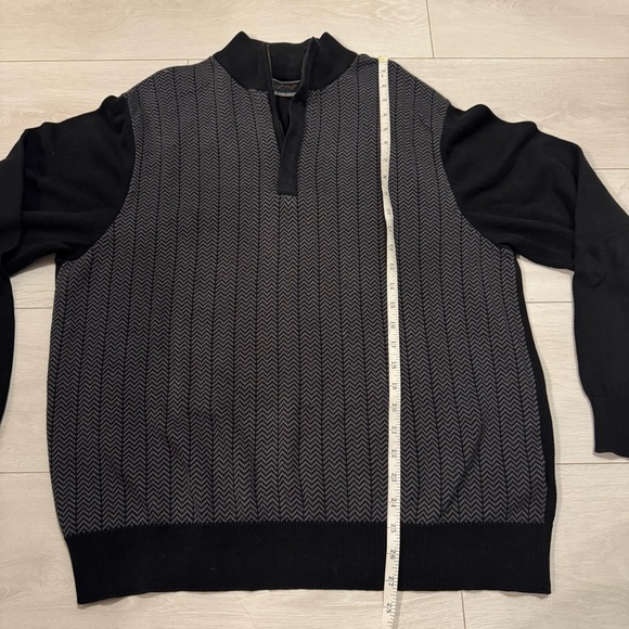 Greg Norman Half Zip Chevron Print Men’s Mock Neck Sweater - Picture 4 of 5